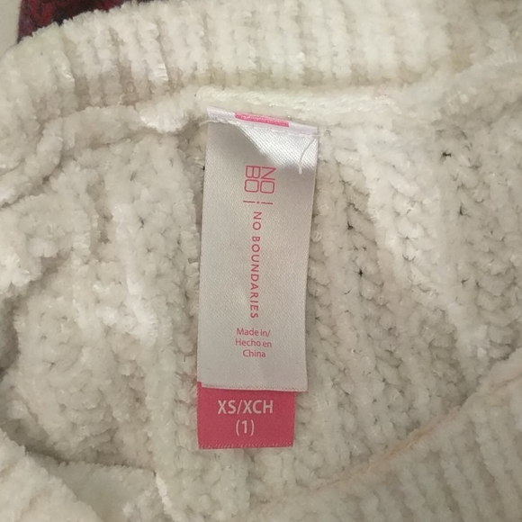 Sweater - Picture 4 of 4